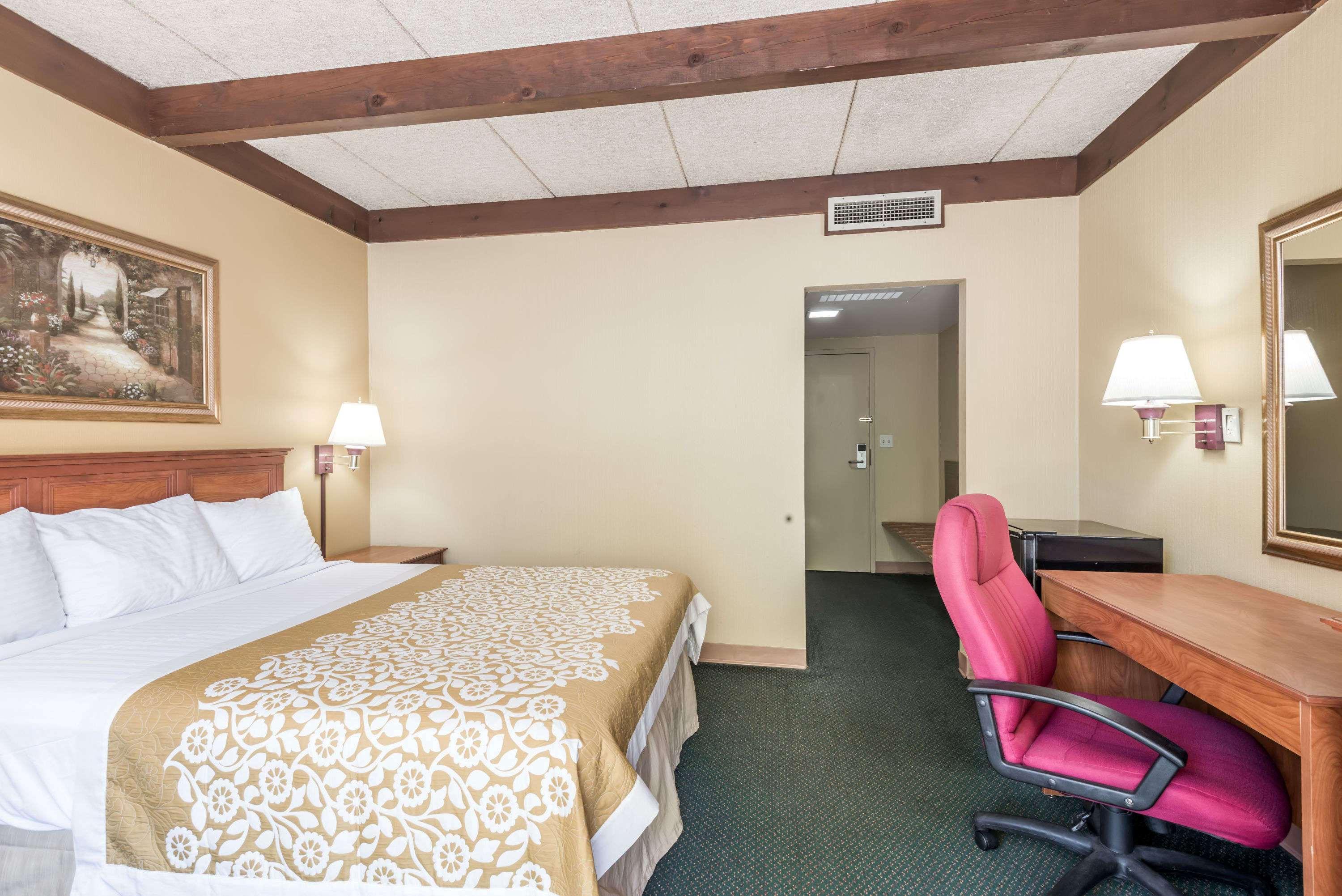 Days Inn By Wyndham Niles Kültér fotó
